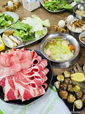 白甘蔗熬煮甘甜湯頭，當地平價台式涮涮鍋人氣Top1　｜富樂台式涮涮鍋｜台北市士林