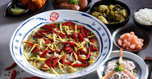 刁民酸菜魚桃園終於開了！一日限定5折，開到凌晨3點搶功桃園宵夜。