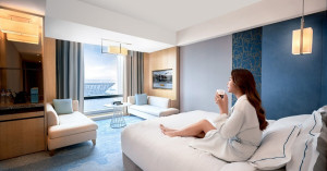 板橋凱撒「家宴」首摘米其林！歡慶2025臺灣米其林指南入選，推摘星饗宴一泊二食住房專案每人2,800元起再抽萬元年菜。