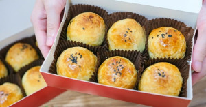 蛋黃酥控衝SOGO搶！不二糕餅蛋黃酥快閃台北，迷你蛋黃酥也有。