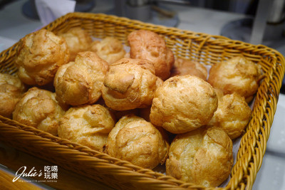 台北捷運車站M6出口●餐廳●拉提莎手工泡芙甜點、世田谷拉麵@HOYII北車站