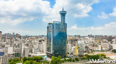 飯店社團都在問！傳說中的「台中李方艾美酒店」正式公告，8/29開始接受訂房「經典客房雙人入住」4,999體驗價，搶攻飯店控第一波入住名單。