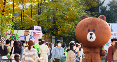 熊大垂直樂園在台北101！可愛指數爆表「LINE FRIENDS WORLD」攻佔台北101，13個打卡點攻略、限定周邊先收下。