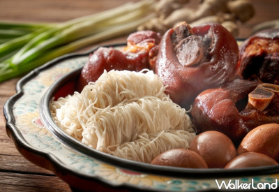 豬腳麵線幫父母去霉添壽！台北福華蓬萊邨「豬腳禮盒」延續傳統文化「呷麵線添福壽、呷豬腳增勇健」，幫父母添壽、神助攻。