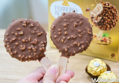 金莎雪糕來了！巧克力控敲碗「金莎可可雪糕」台灣終於也吃的到，超經典「榛果巧克力脆殼+榛果巧克力冰」先囤貨。