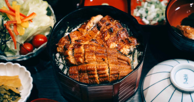 280元開吃！日本必吃鰻魚飯「ひつまぶし備長」新型態「鈴成」插旗台北，最正宗「鰻魚三吃」挑戰台北最高CP值鰻魚飯。