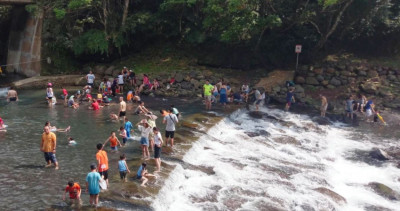 桃園戲水秘境開放了！4個月限定「宇內溪戲水區」開放時間、門票整理，桃園親子景點帶小孩放電去。