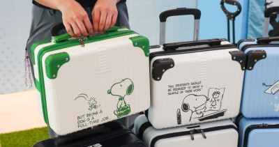 小七史努比福袋19款開箱！7-ELEVEN史努比行李箱、史努比拖車，499元福袋販售資訊、開賣攻略先筆記。