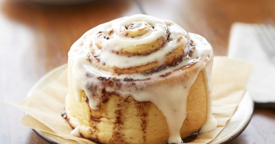 跪求來台灣！最強肉桂捲 Cinnabon 日本必吃，東京、大阪都有分店。