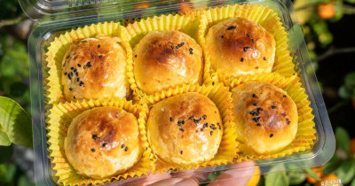 彰化伴手禮9大必買推薦！彰化最強蛋黃酥 麻糬老店，平日也要排隊搶買。