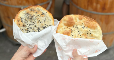 宜蘭礁溪美食推薦！丁掌櫃衢州烤餅 比臉還大、只要30元，來宜蘭不要只吃蔥油餅。