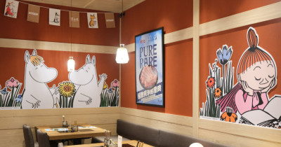 嚕嚕米火鍋店！黑毛屋380元芬蘭豬免費加量，再送姆明周邊衝南港LaLaport。