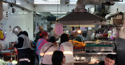 基隆必吃海鮮熱炒店！三姐妹餐飲店 營業到凌晨，菜單平價、基隆人超推。