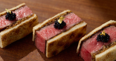 信義區午餐推薦！板前中山1880元午間A5和牛燒肉套餐，叫老闆請客。