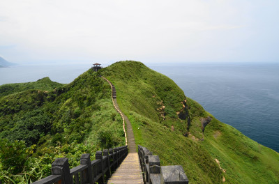 遠離喧囂不離城！新北64條山海步道大公開，7大主題帶您一起踏青去！