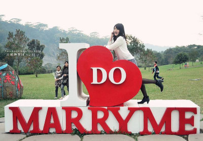 真愛來臨，終結單身！情人節就是要拜月老！Mr.Right就在不遠處！