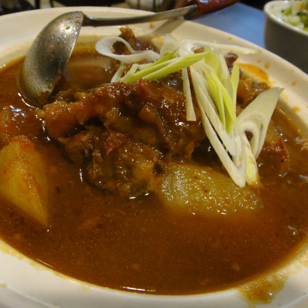 一點也不俗的三分俗氣