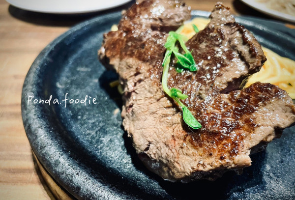 新北美食 | CP值首選～百道餐點、甜點吃到飽，就在我家牛排！