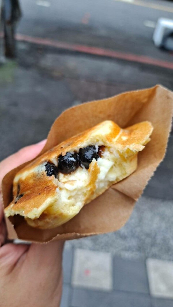 夜市甜點控攻略：必嘗的樂華夜市日式珍珠紅豆餅