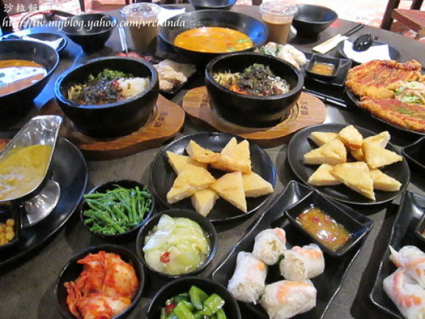 大食代Food Republic-首創國際美食「辦桌宴」【大直旗艦店】