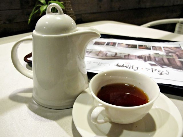 
懷舊復古~活水．印象咖啡館
