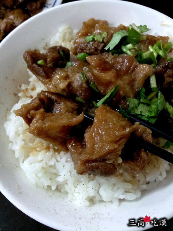 [魯肉飯攻略食記] 新豐一碗半 (腳筋飯、魯肉飯)