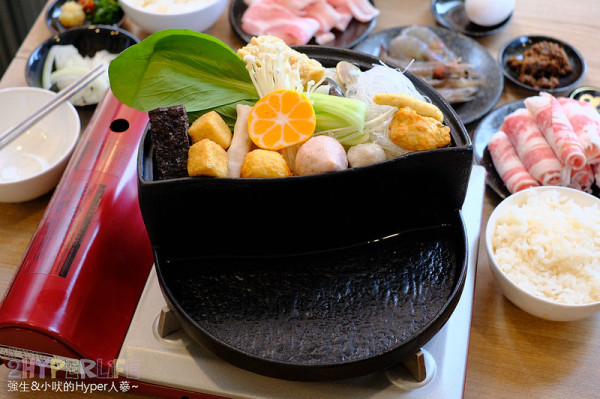 五個二燒肉x鍋物 | 平價創意一鍋兩吃，可同時吃到燒肉和火鍋而且不到200元！大慶街美食又添一間～ @強生與小吠的Hyper人蔘~