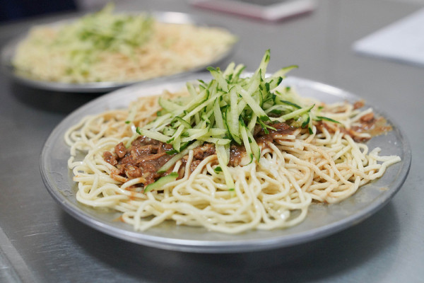 【台北美食】柳家涼麵｜台北小吃｜台北宵夜｜光復南路