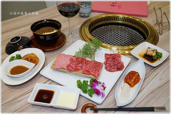 台中日式燒肉║隱藏巷弄裡白色建築的燒肉店，傳承20年職人精神，經典日本A5和牛饗宴，燒肉控就是要大塊朵頤！