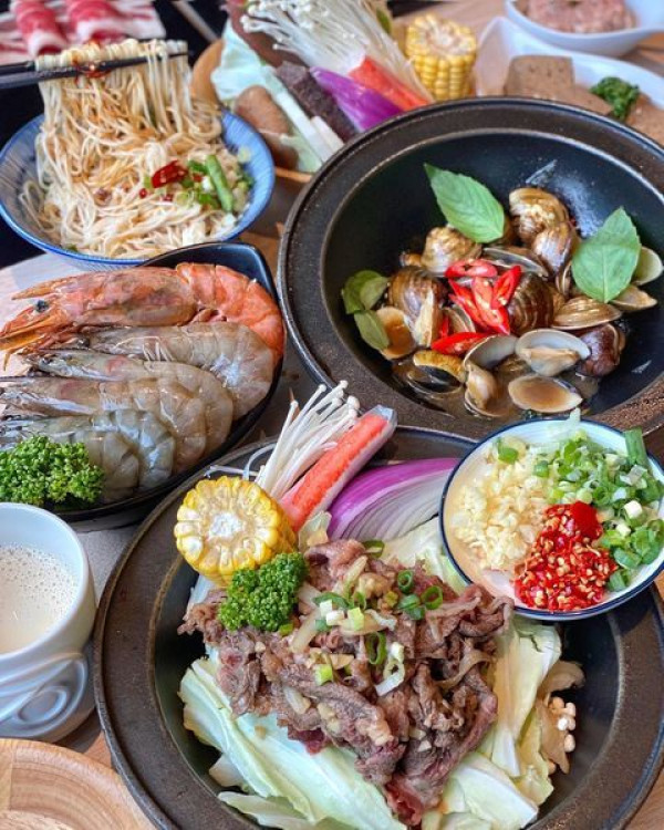 【石研室】文青網美式平價石頭火鍋