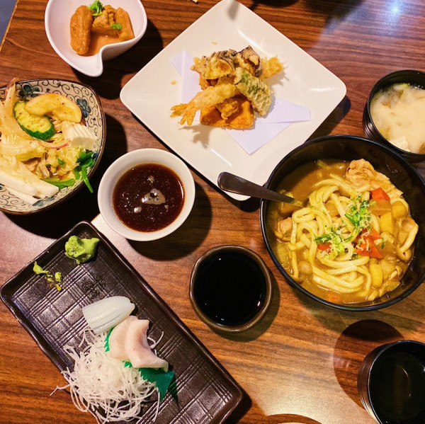 [台北日式]七條通中山站「松日本料理」意外發現超划算日本料理/多種超值日式套餐只要150/附餐超多飽到吃不完/屹立不搖親切服務老店/附菜單