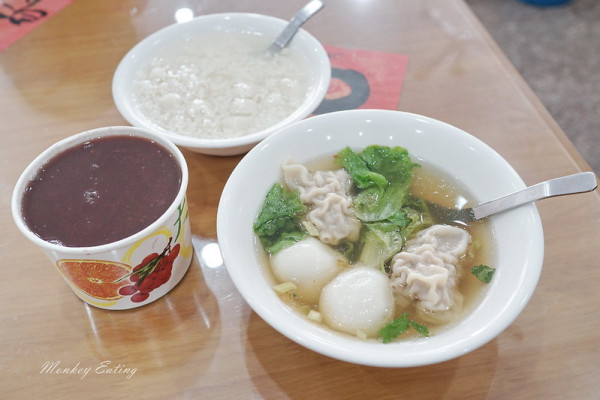 【台中北屯】翔記湯圓大坑店｜台中老字號湯圓，芝麻湯圓、巨大餛飩鹹湯圓都很推薦