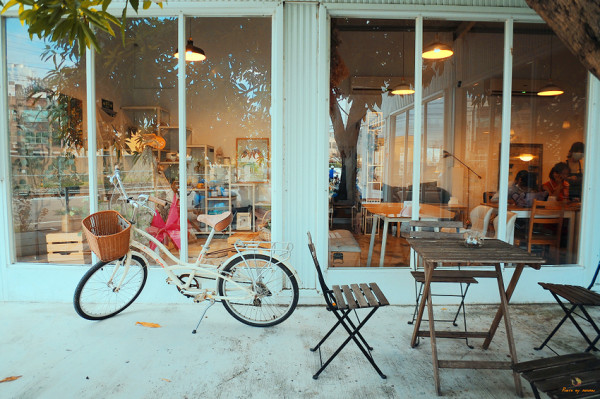 (高雄路竹) 凱啡咖啡 Kasfee Coffee / 清新風溫馨咖啡館，日式厚鬆餅，有正餐餐點