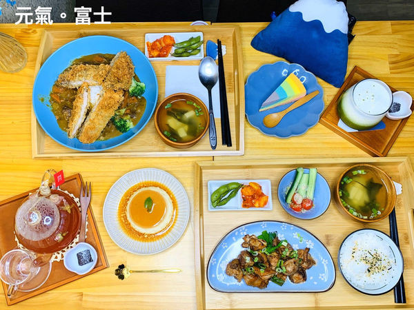 【台北市 士林區/捷運劍潭站】元氣。富士-士林夜市裡的一抹小清新，定食甜點飲料有亮點