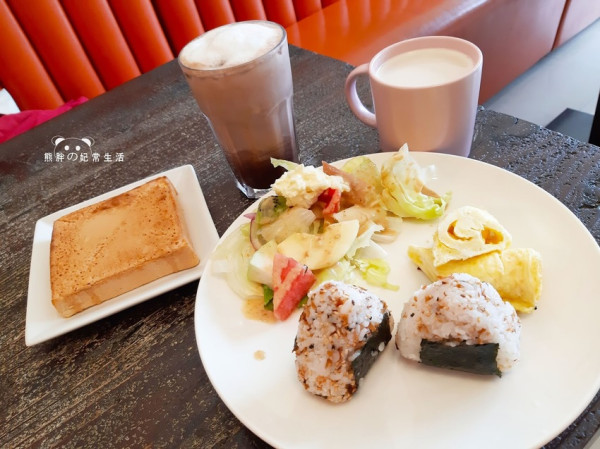 【台中豐原】喫喫呵呵-晨食好食│隱身於第一市場附近│餐點美味且用心│環境......