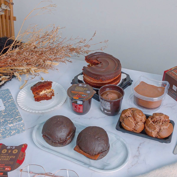 2021年末必吃全聯巧克力季，18度C巧克力工坊聯名，幾乎無雷品的多層次風味甜點 | 【超商美食】全聯WE SWEET巧克力