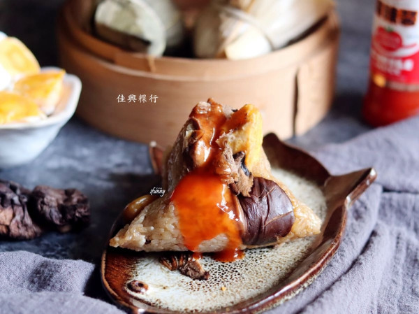 大同區小吃 | 五十年老店 佳興粿行 南部粽/北部粽/油粿/肉圓 批發零售 - ifunny 艾方妮的遊樂場