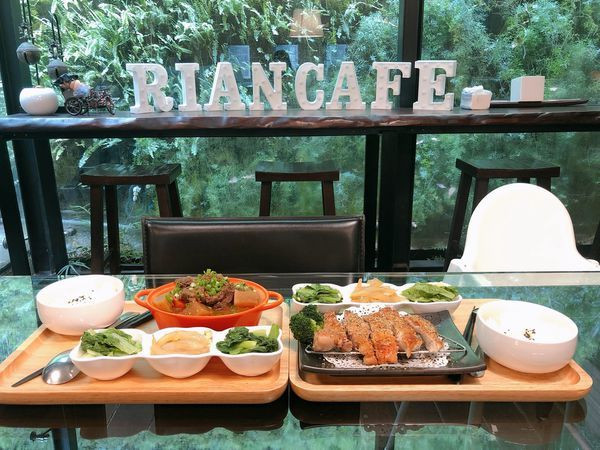 。苗栗食記。152日安咖啡．頭屋明德水庫旁的小白宮/親子友善/近葛瑞絲香草田