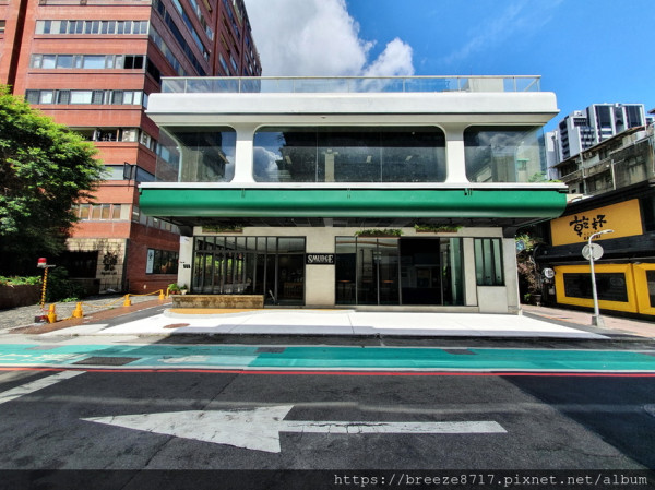 Miracle Coffee 東區 SMUDGE store | 光感空間美好心情【台北市】