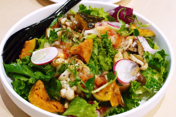 高水準！西班牙生火腿培根蛋奶麵，《Lay Back 新美式餐廳》文末有菜單！