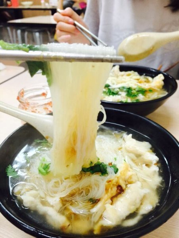 │食記│台北中山/正原担魷魚羹-巷弄中的銅板美食