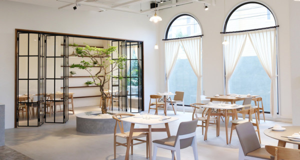 【中式料理】阿本家Jia Bena「呷奔阿！賀！來辣！」桃園南崁全新川湘菜料理餐廳 , 純白質感挑高舒適大空間 , 美味佳餚只想不斷造訪