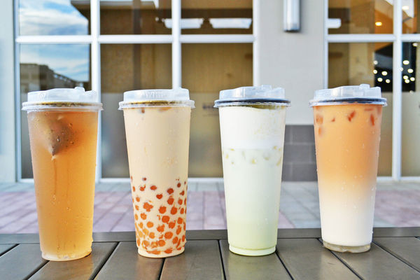 有寵物貓的飲料店！桃園手搖飲推薦《北茶屋》 白玉珍奶、紅茶拿鐵、纖腿茶黃金比例新鮮現做 還有外送服務喲～