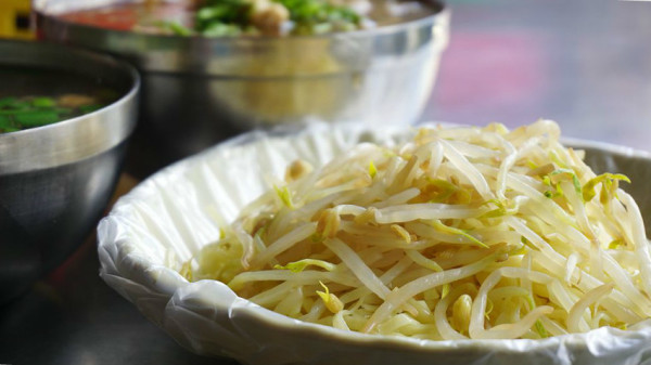 台南麵店 台南永康區 【美花の早午餐】夏天除了涼麵最適合的就是豆菜麵了！台南豆菜麵│永康美食