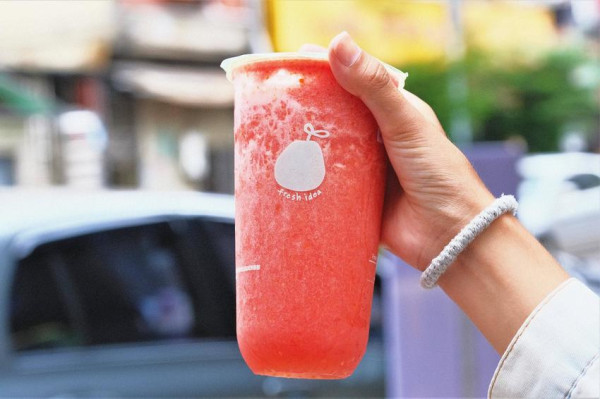 菓點子-漢口店｜全台第一家長照手搖飲料店！飲料店結合青銀共學長照據點！新鮮果汁現點現打！台中果汁推薦、台中手搖推薦、北區果汁推薦、北區手搖推薦、北區外送推薦