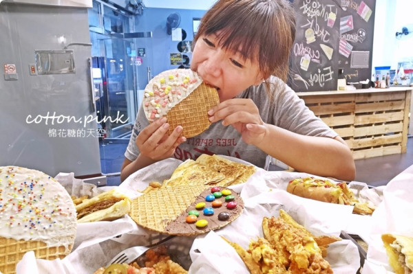 台中海線最新美食推薦|瘋狂傑克古巴三明治好吃到沒朋友、現做荷蘭鬆餅外面吃不到，凌晨兩點都吃得到美式好料 - 棉花糖的天空
