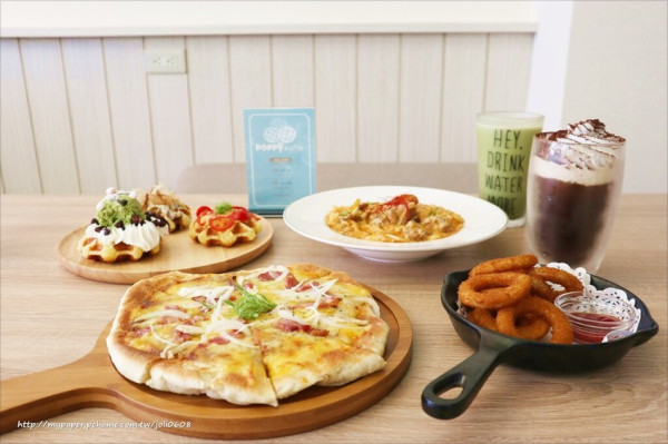【Poppy Waffle比利時列日鬆餅】桃園大有店~桃園美食推薦 桃園鬆餅推薦 甜點控最愛 還有早午餐/披薩/義大利麵