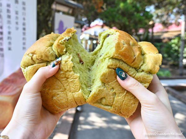 鳥月生吐司專門店｜隱身在溪湖糖廠的日本生吐司，不只北海道原味生吐司，還有巧克力、靜岡抹茶紅豆及伯爵葡萄口味～