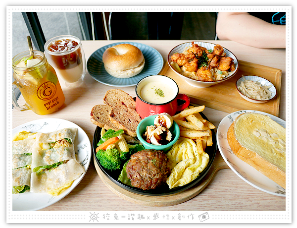 [高雄食記] 咕嘰咕嘰早午餐~楠梓早午餐推薦！大份量手打漢堡排拼盤、日式唐揚雞丼飯、古早味蛋餅、職人貝果、鮮奶厚片吐司！(楠梓德賢店)