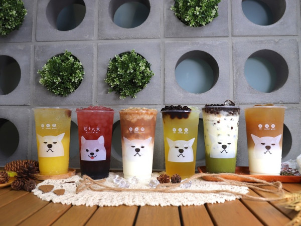 双十八木職人茶飲-高雄鳳山店新開幕! 2月優惠多多，新品-燕麥紅茶拿鐵、翡翠柳橙、金萱雙Q給你過年新享受～｜用可愛的柴柴飲料杯，陪你開心過年！ - 進食的巨鼠